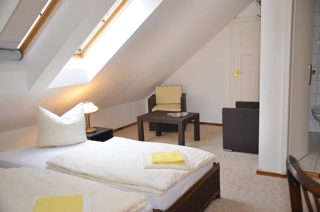Hotel Zur Hallenburg Kurort Steinbach-Hallenberg Εξωτερικό φωτογραφία