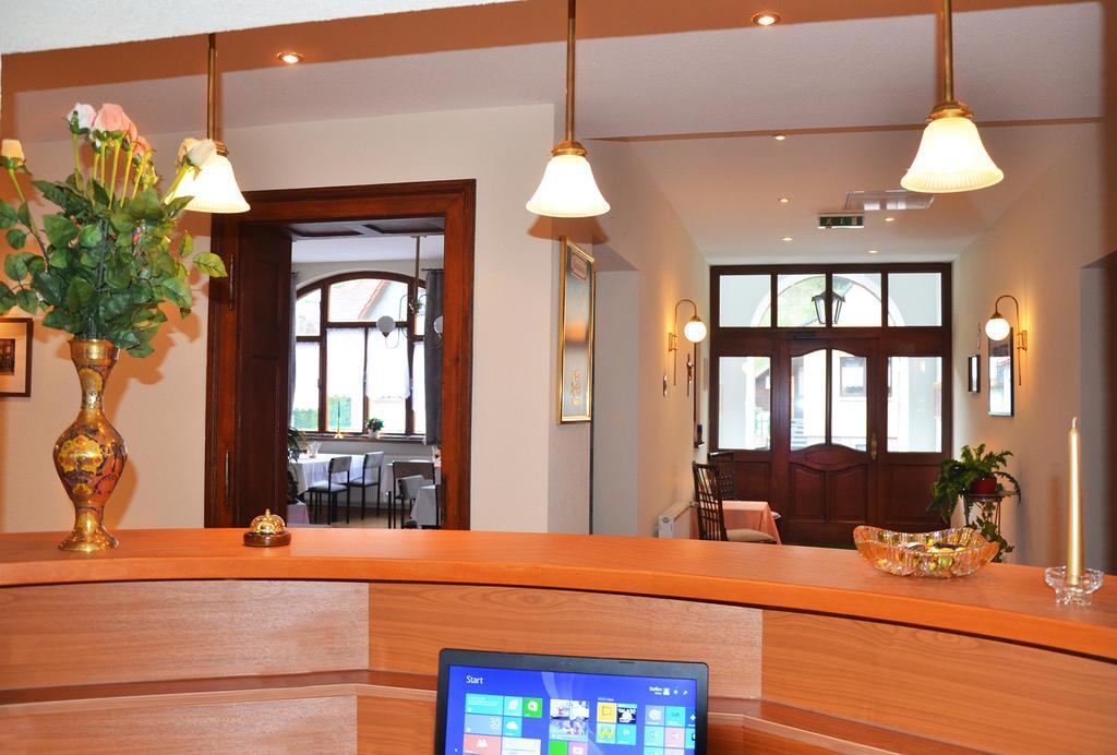 Hotel Zur Hallenburg Kurort Steinbach-Hallenberg Εξωτερικό φωτογραφία